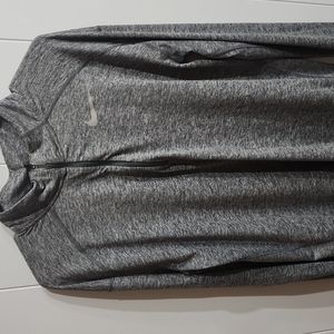 Nike 1/4 Zip Pullover. Large